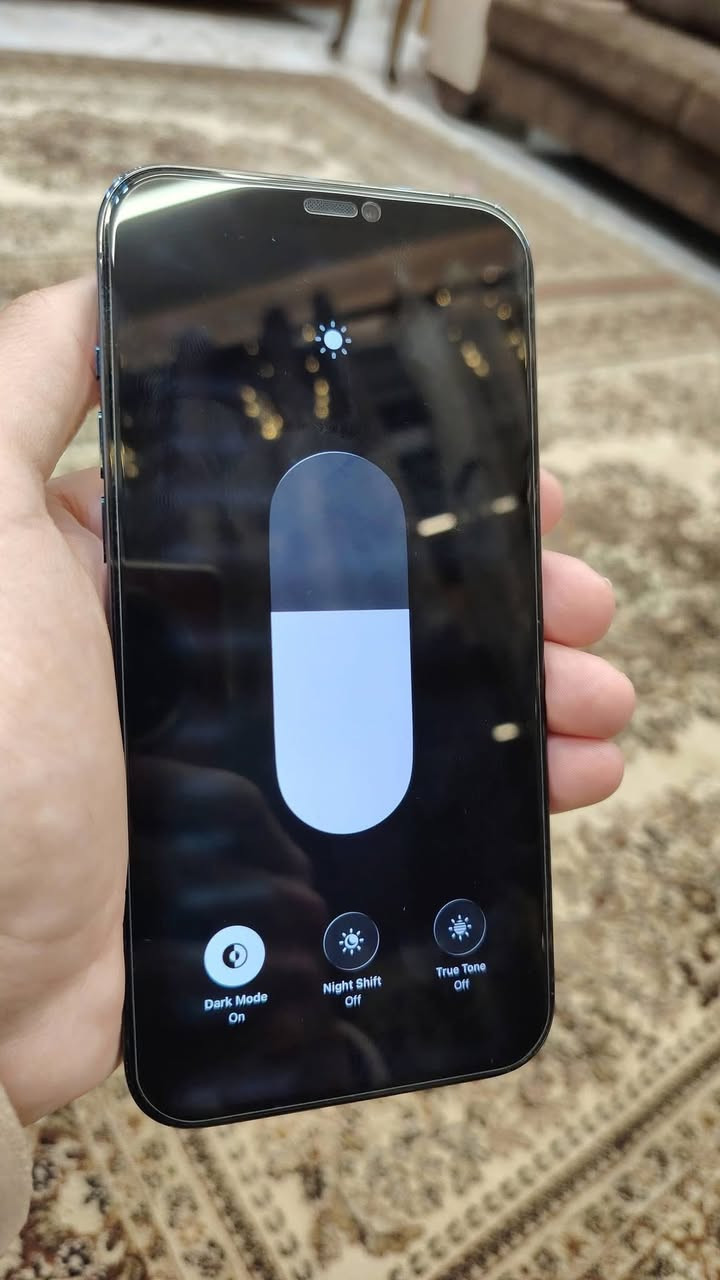 ايفون 12 برو ماكس جهاز نظافه 100/100 مستبدل شاشه اصليه 3 خيارات بطاريه 84 ملحقاته شاحن اصلي وحافظه ماك سيف ولتسق حمايه فقط بيع او مراوس مكاني الزعفرانيه
***********
