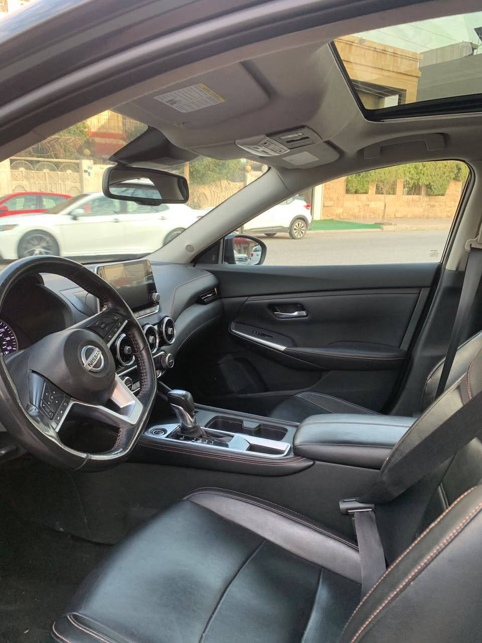 سنتڕا 2021 
م SR سلایت                ***********
بۆنیت چاملغ سبوغ 
۳ جێگا تەعدیل 
کەمەک بەدەنەی هەیتی 
ئێڕباگ سوکان شان 
ڕەقەم سەنەوی نوێیە 
ڕۆیشتن 109 هەزار کم 
سنتارا 2021 
M SR Slate 
بونيه تشامليغ سبوغ 
ثلاثة مواضع للتعديل 
جسد هايتي صغير 
وسائد هوائية، فرامل جانبية 
لوحة الترخيص جديدة 
قطع مسافة 109,000 كيلومتر 

السعر 135 دولارًا
نرخ 135 $ أربيل, العراق
