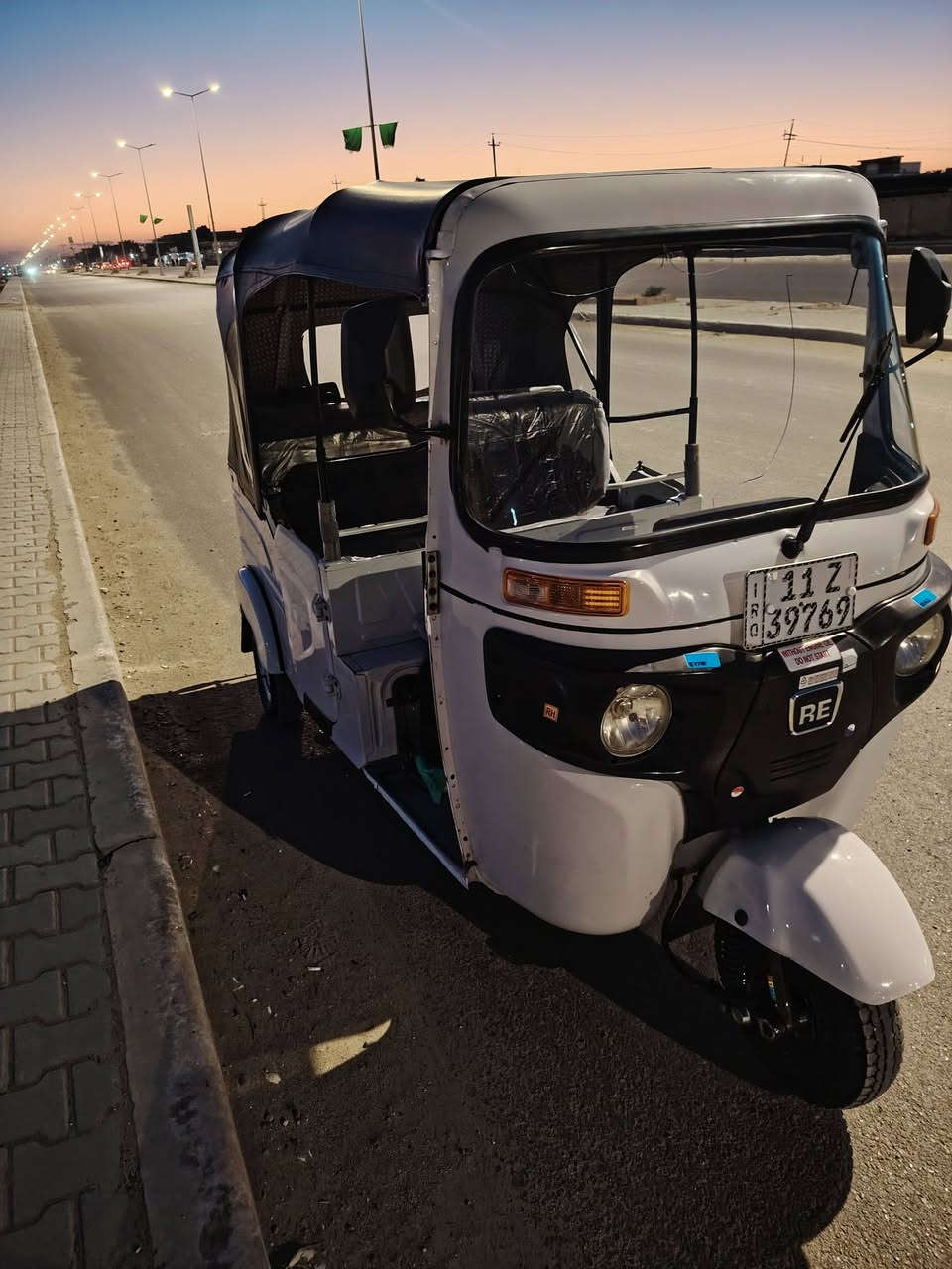 السلام عليكم تك تك 2021 مكفولة من الضربة ولصبغ فقط دواسات وبارد شوية بلغد اكفلك اكسل ومكينة تنقص وبخير تك أحلة من الصور السعر 7800 وبيهة مجال مكاني بغداد الشعلةة
رقم الهاتف ***********
