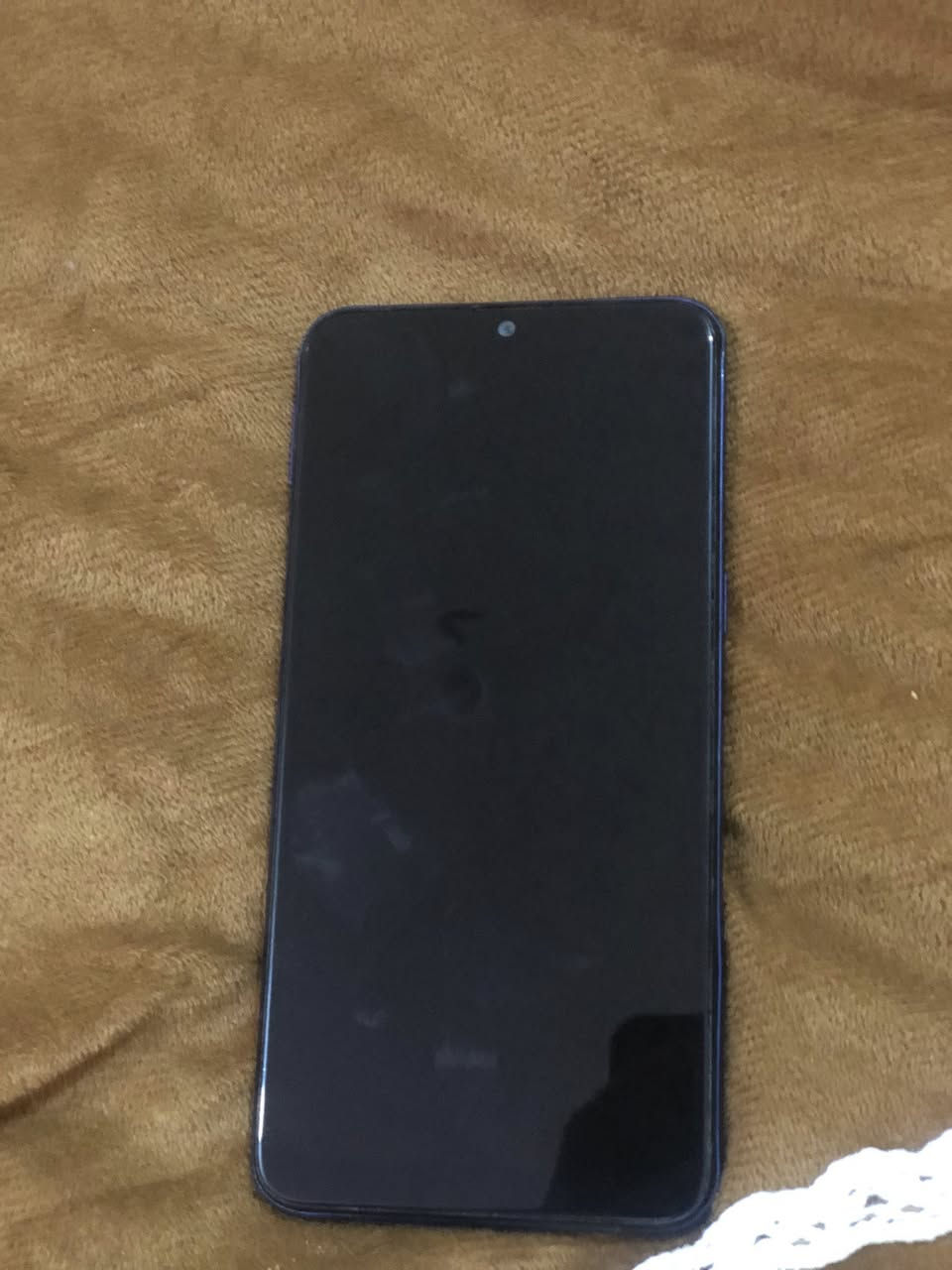 سلام عليكم
كلكسي a10s
ذاكره 32
مبدل شاشه 
المكان بابل القاسم مجمع حجي حسين 
للاستفسار على الرقم ***********
