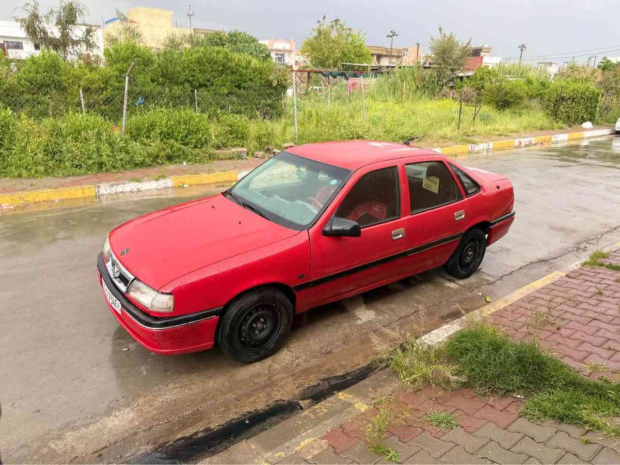 اوبل فكتره 20 موديل 1990 سياره نضيفه ونصبتها حلوه ورقمها اربيل انكيلزي ضررها فقط باب السايق ومبدله بلادي سعر السياره 35وبيها مجال  للستفسار اتصل *********** كركوك, العراق
