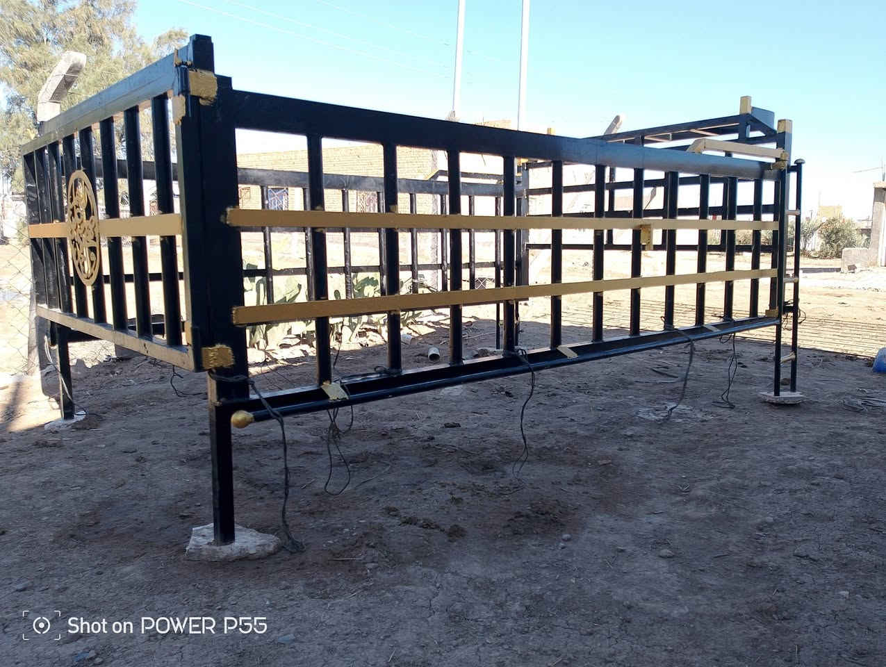 سلام عليكم محجر بوري تسكام للبيع الارتفاع /70/السعر 350رقم ***********
