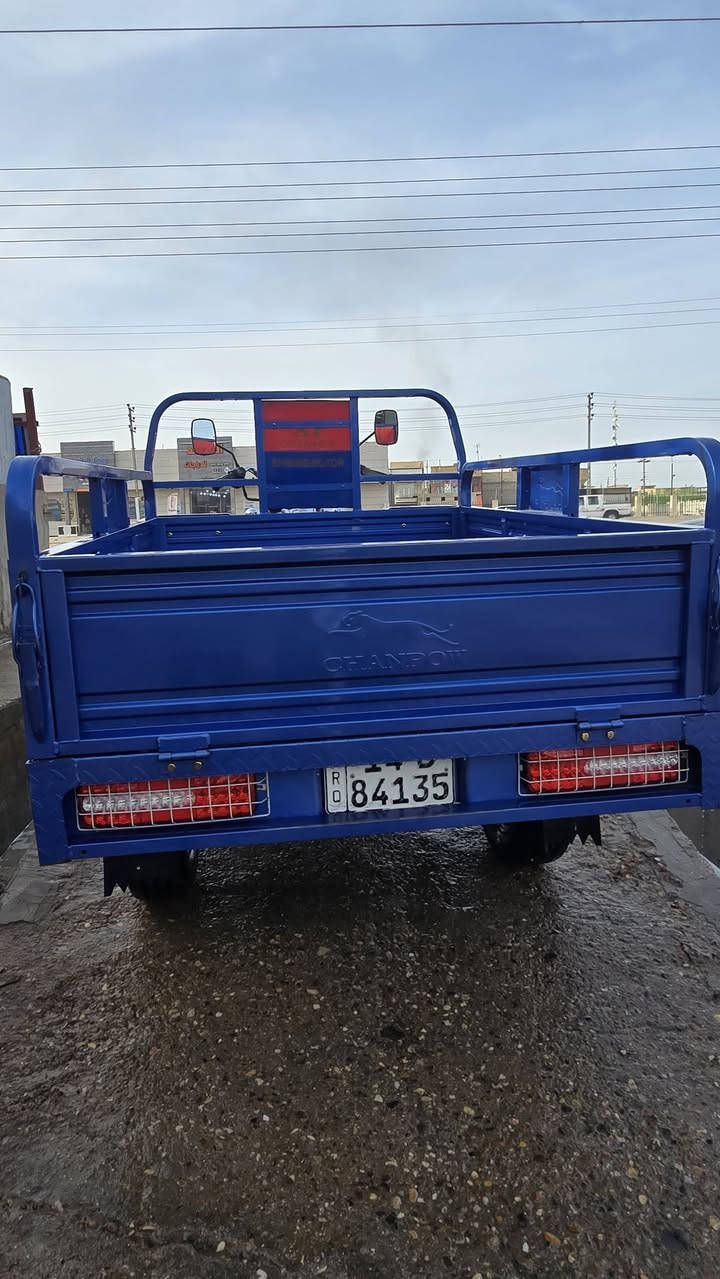 سلام عليكم ستوته جمره كربلائيه مديل 23 طالع بل 25 بشهر 9 نضافه فول وما متعوبه رقم وسنويه وتحويل سنويه ثاني يوم السعر 3750 مليون وبيه مجال الشراي يخابر لو عل خاص ***********
