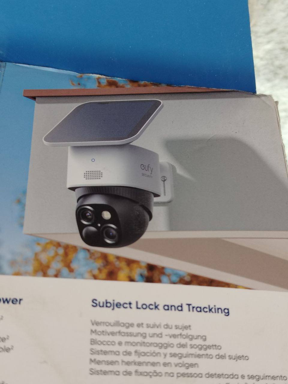 كاميرا مراقبة خارجية من نوع Eufy SoloCam S340. 
متوفر ✅


**إذا كنت صاحب هذا الإعلان وتريد حذفه لأي سبب، رجاءا أرسل رسالة إلى الدعم الفني**