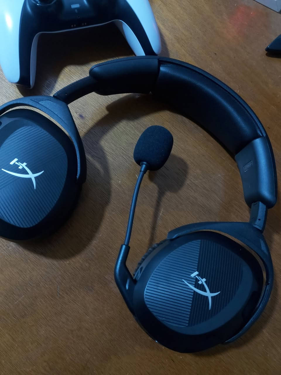 سماعة هايبر اكس كلاود ستنگر 2 مصارلي جديدة و كاملة هي و غراضها استخدام 4 ايام فقط بسبب حولت جهازي السماعة واير ليس و مكاني النجف حي السلام السعر 50 و بي مجال للشراي


**إذا كنت صاحب هذا الإعلان وتريد حذفه لأي سبب، رجاءا أرسل رسالة إلى الدعم الفني**