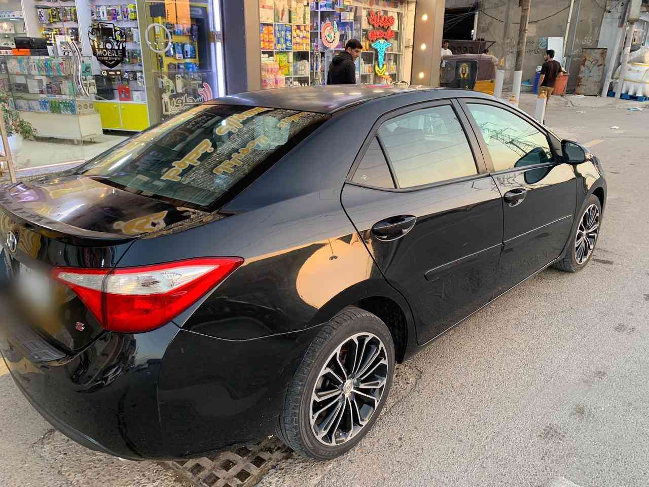 السلام عليكم
كورلا 2015 لون اسود وارد امريكي

حادثه فقط بنيد دون اي دواخل مثل ما موضح بصور الحادث 

مبدل بنيد فقط 

رقم بغداد باسمي

السياره بيه جراد خفيف  بالقماره والبنيد 

السياره فئه ال (S)

نص فول

تحكمات سيتيرن 

 نظام سبورت وايكو

 اشاير بالمري

تبريد ثلج 

شاشه 

كامره 

4 ويل

السياره مرتبه وحلوه 

ماشيه 157 ميل

كير محرك كفاله عامه

تخم تاير قبل 3 اشهر شديتهم

السعر …/118 ورقه 

مكان السياره بغداد الدورة

***********
