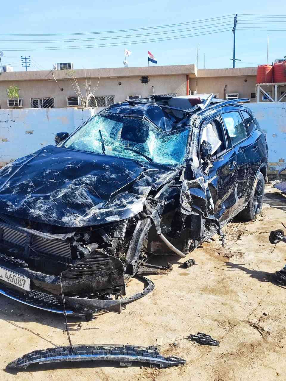 السلام عليكم ورحمه الله سيارة هافال h6 هايبرد موديل 2024 رقم بغداد بأسمي حادثها كما موضح في الصور المكينة والگير شغالات مع بطاريات المحرك الكهربائي السعر المطلوب 60 ورقة للتواصل خاص ***********

