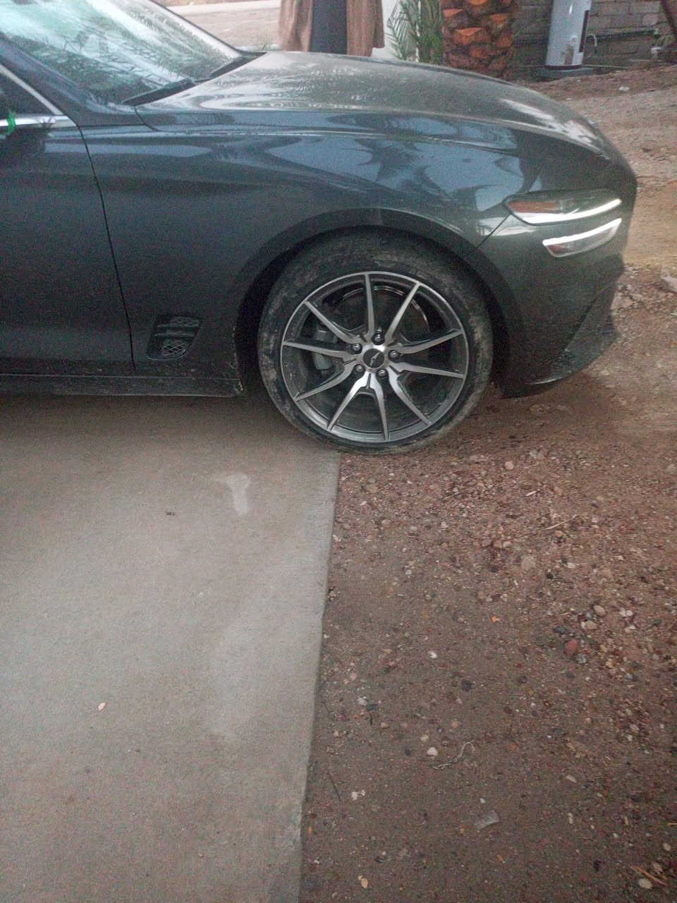 سلام عليكم 
جنيسيس 
موديل 2023
رقم ذي قار 
تحويل مباشر 
مكفوله حته من الشخط 
تقرير غرق تعمل وتسير 
سياره اخت الزيرو 
فول مواصفات تشغيل عن بعد تبريد قطعتين
تدفئه تبريد بل كشن هواي مواصفات انضمه قياده 
حساسات أمامية وخلفية 
سياره تحفه السعر 250وبيها مجال مكان السياره ناصريه سوك الشيوخ ***********
