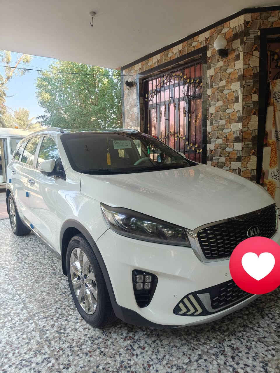 سورنتا 20 فول مواصفات رقم بابل مكانه بابل ماشيه 81 جديده ***********
