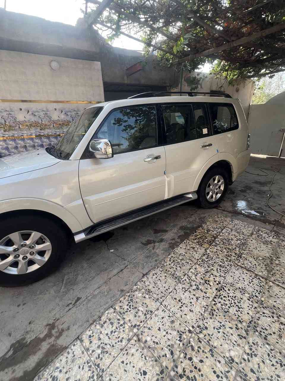 سلام عليكم باجيرو حبتور موديل 2010 رقم بغداد بيه قطعه صبغ جاملغ امامي محوره غاز
السعر 125وبيه مجال بصيط الاستفسار اتصال على الرقم ***********
