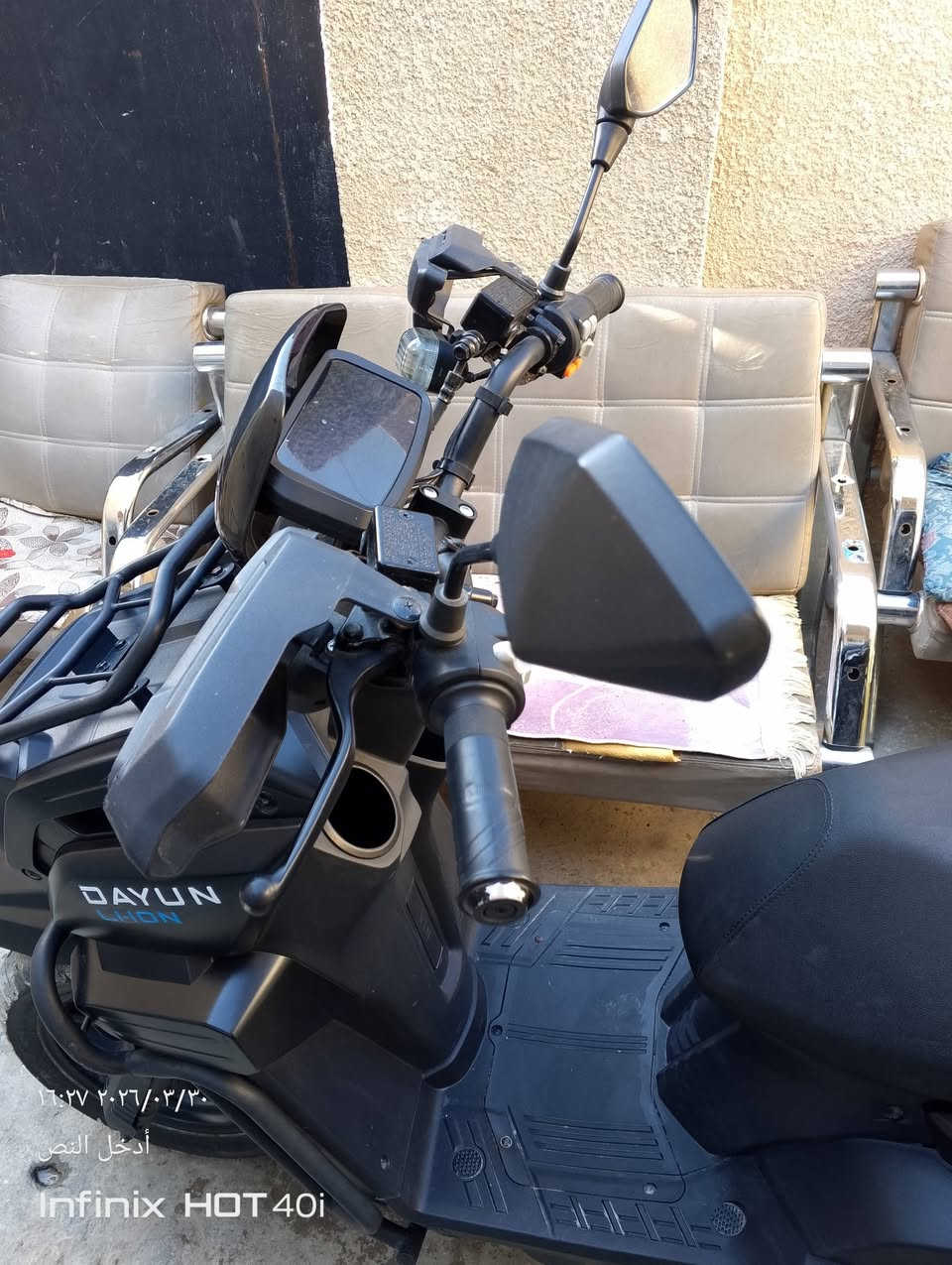 السلام عليكم دراجة اباتشي ليثيوم 30 امبير 72 فولت شركة دايون الأصلية حت البطارية مكتوب عليها دايوان الأصلية استخدام شهرين بعدهه جديدة ماشية 800 كيلو متر سرعة 100 ملف 2000 تمشي بل شحنة الوحدة من 70 كيلو الى 80 كيلو متر سعره مليون 100 مكاني بغداد الغزالية رقمي ‏‪***********‬‏ أو واتس اب ***********
