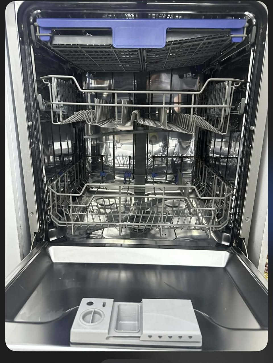 غساله صحون شغاله بس بيه سلات بيهن ضرر سعر 150 وبيه مجال


**إذا كنت صاحب هذا الإعلان وتريد حذفه لأي سبب، رجاءا أرسل رسالة إلى الدعم الفني**