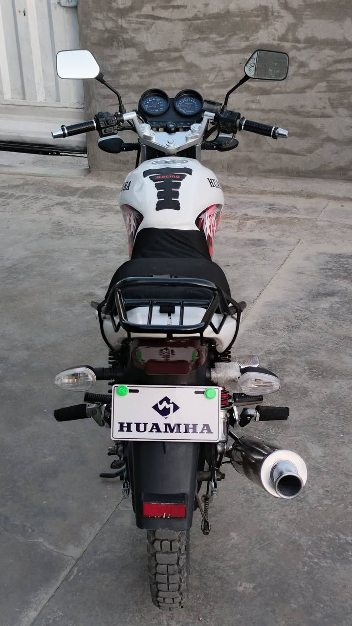 السلام عليكم للبيع هيوشه 2017 حيل نضيف سعره 575 وبي مجال قليل *********** حديثه
