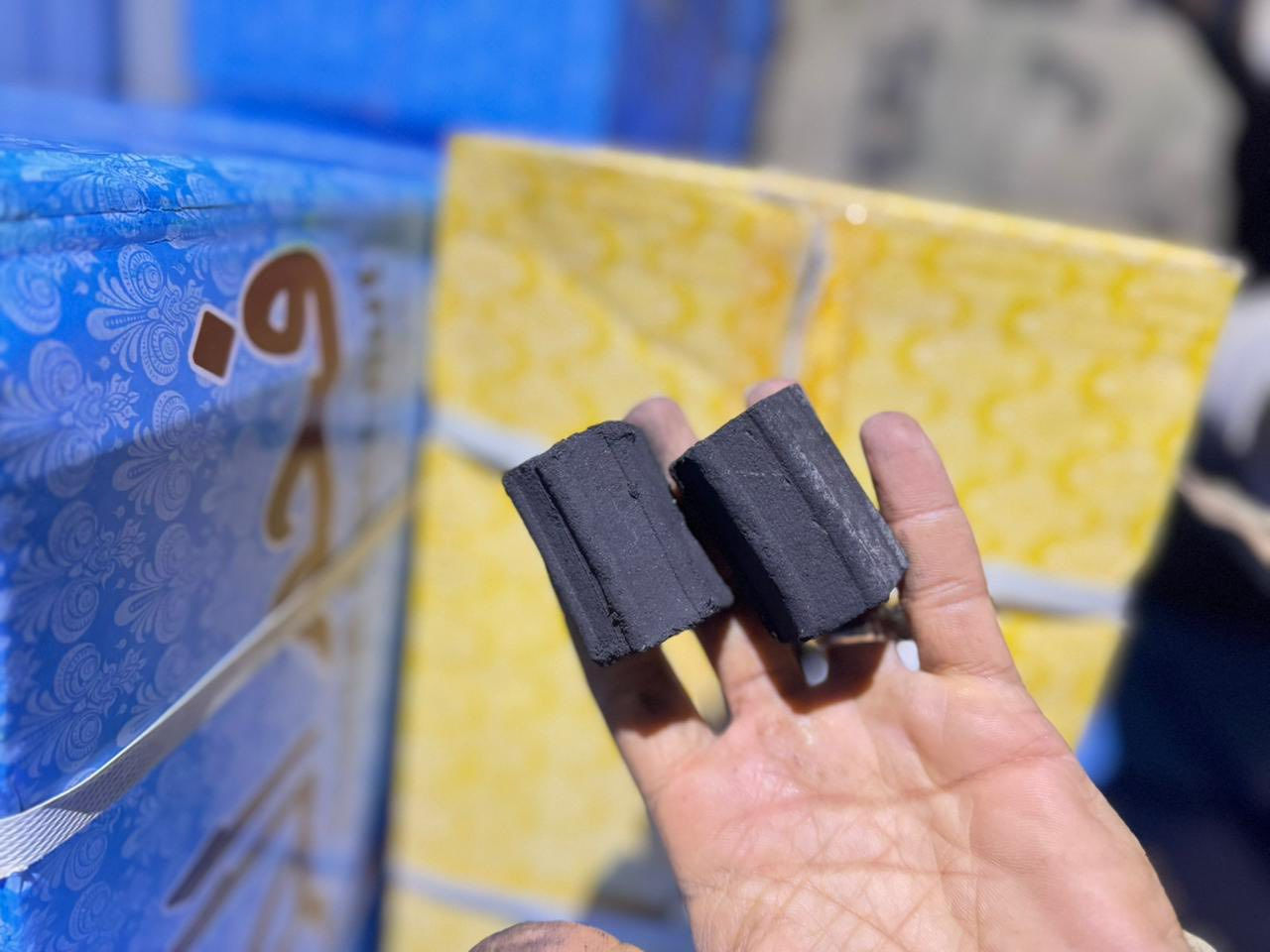 بسم الله الرحمن الرحيم 
تم بعون الله وعلى بركة الله 
 وصول حاويتين فحم الكاروان جودة عالية 

الاشكال المتوفرة(اصبع مضلع+ اصبع املس مربع مثقوب)
وزن الكارتون🔟كيلو

ضمان 🥥ساعتين اشتعال واكثر 🔥
بدون رماد بدون غاز ولا كسر 
متانه قوية جدآ 
ولا يسبب صداع او رائحه اثناء الاشتعال 
مواصفات عاليه جداً 

[مستعدين لتجهيز كافة المحافظات ومنها المكاتب يالله 
تم بعون الله وعلى بركة الله 
 وصول حاويتين فحم (كوكو سومر)
فحم اندنوسي عالي الجودة

الاشكال المتوفرة(اصبع مضلع+ مربع مثقوب)🔥
وزن الكارتون🔟كيلو

ضمان 🥥ساعتين اشتعال واكثر 🔥
بدون رماد/بدون غاز 
«متانه قوية جدآ ومتماسك» 
«ولا يسبب صداع او رائحه اثناء الاشتعال 
مواصفات عاليه جداً 

مستعدين لتجهيز كافة المحافظات ومنها المكاتب والكوفيات
السعر الجمله يعجب الجميع 
للحجز والاستفسار مراسلتنا ع الصفحه 
او الاتصال *********** \***********
يوجد توصيل لكل المحافظات العراق
@إشارة
