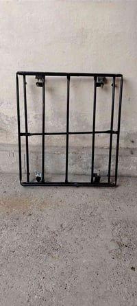 سيبايه مال سياره كامله السعر: 30 الف رقم : 07510407924