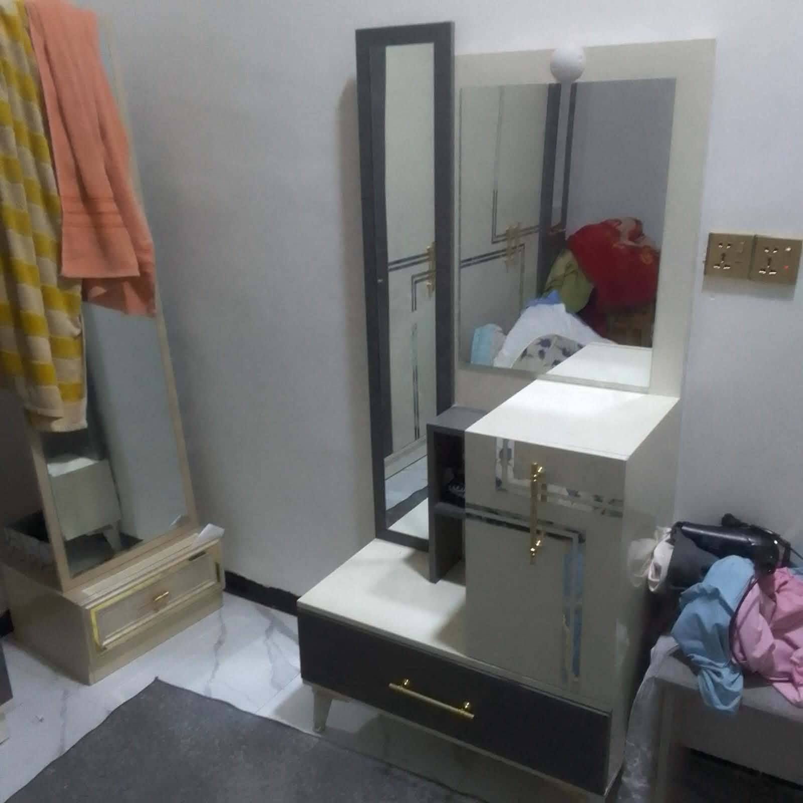 غرفه للبيع نظيفه
سعر 450
بيها مجال سماوه


**إذا كنت صاحب هذا الإعلان وتريد حذفه لأي سبب، رجاءا أرسل رسالة إلى الدعم الفني**