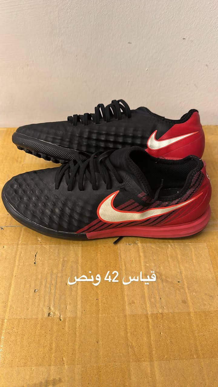 حذيه بالة مفولة يوجد خدمة توصيل لكل المحافظات راسلوني خاص وتدللون


**إذا كنت صاحب هذا الإعلان وتريد حذفه لأي سبب، رجاءا أرسل رسالة إلى الدعم الفني**