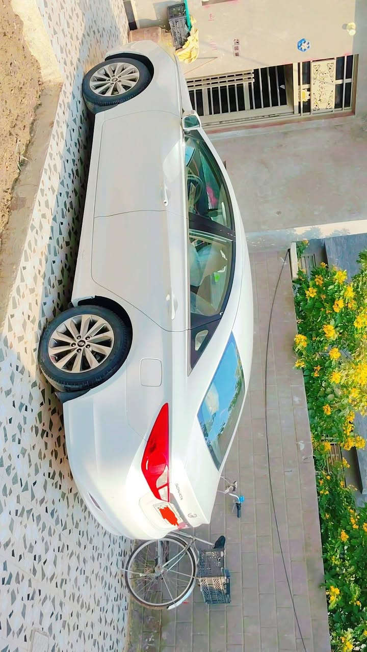 السلام عليكم سوناته 2013 خليجي شركه العامه  مكفوله من صبغ فقط بيه بارد قليل رقم سليمانيه مكينه 2400 كير ومكينه مكفولات سياره جاهزه من كلشي السعر 135 الاستفسار ***********
