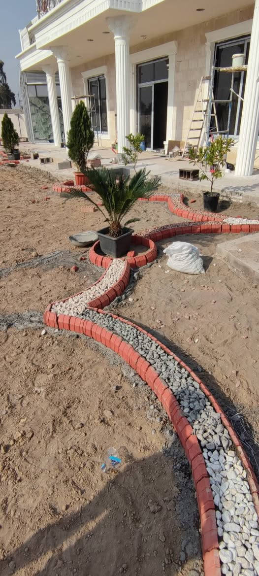 السلام عليكم ديكورات حدائق منزليه بسعر مناسب للكل  واي استفسار ع الرقم *********** او خاص 🌹❤️
