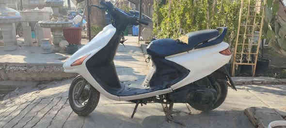 السلام عليكم
فراشه للبيع كامله 
سلف هندر الدراجه خير من الله 
مابيه نقص راس لايت موجود 
دبلات باتري تايرات جدد مكينه مفتوحه تجفيت درجه اولى مكاني نادر مركز 
***********
