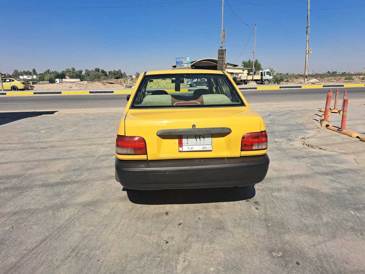 ٢٠١٤ 
فقط جاملغ امامي امبدل ببلادي
 وبيهة تلحيضات 
الباقي مكفول يعني محرك كير تبريد 
السعر ٢٨ ورقة 
***********
