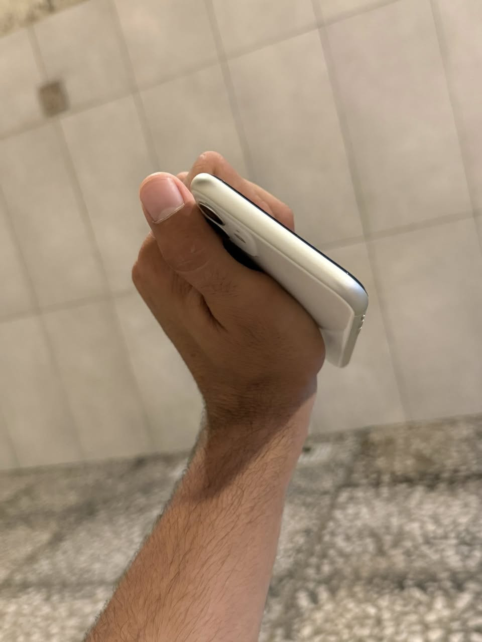 ايفون 11 بلس ذاكره 128بطاريه 84 الجهاز نظيف 100‎% مابي اي خدوش او ضربات الجهاز مامفتوح شرط الفحص السعر 300وبي مجال 
التواصل :*********** 
مكاني كربلاء
