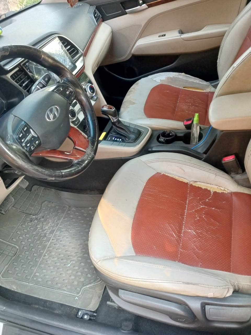 سلام عليكم الانترة موديل 2020خليجية فول مواصفات بسمي سنوية جديدة مكفولة كير ومكينة ما مفتوحات عل بلاد السعر145وبيهة مجال التواصل ***********واتس مكان بغداد الشرطة الخامسة وشكرا
