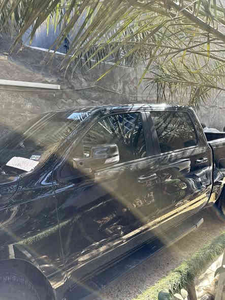 سلام عليكم للبيع دوج رام 2023 دخول جديد رقم اربيل … باب طويله بدي قصير … حادث باب الخلفي وشويه من البدي بدون دواخل بدون ايرباك باقي كله مكفول …. سعر 3 شدات وبيها مجال لطيبين عنوان حله مركز 
للتواصل : ***********
