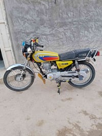 دراجة للبيع اوراق اصولي موديل 22السعر 750وبيه مجال   الرقم 07832345284