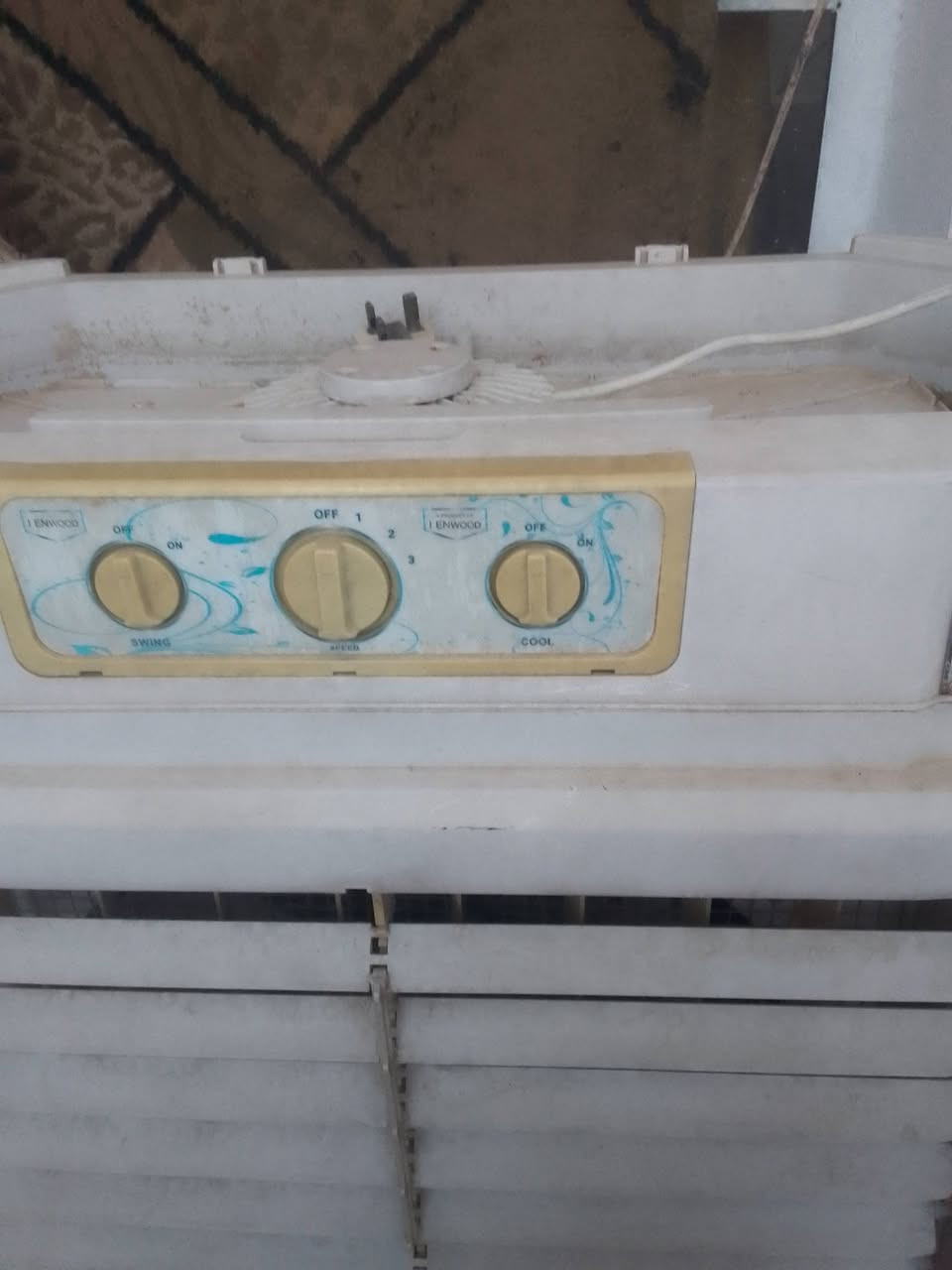 السلام عليكم طباخ منضدي للبيع السعر 35وبي مجال كونفيره للبيع السعر 65وبيها مجال العنوان كركوك شركة طارق الاتصال على رقم واتساب ***********
