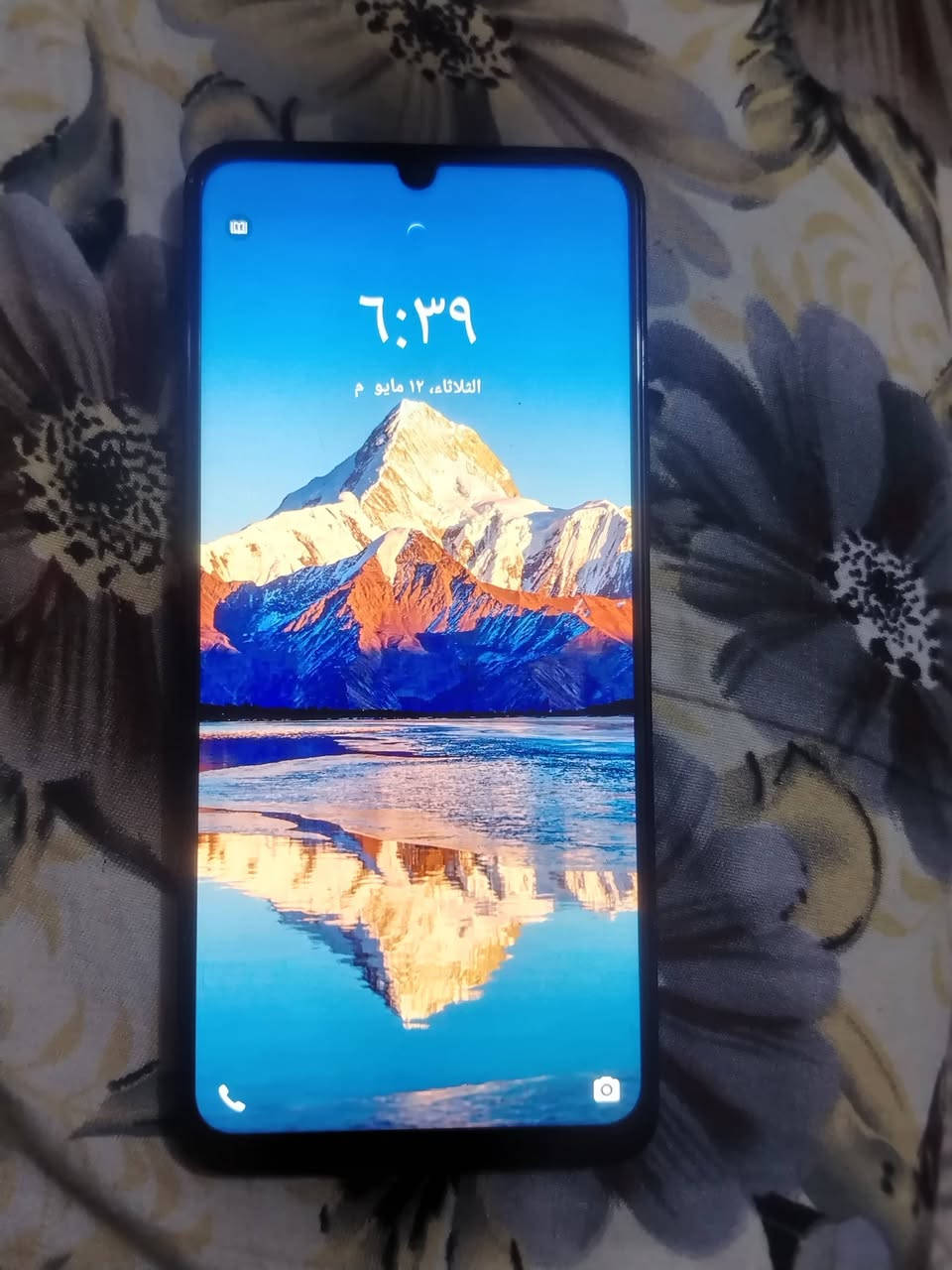 سلام عليكم من رخصت لادمن
جهاز vivo جهاز فول نضافه ما مشحون بس مرتين
سبب البيع ما عجب لاهل سعر 230 بغداد الجديدة شارع المسبح واتساب ***********
