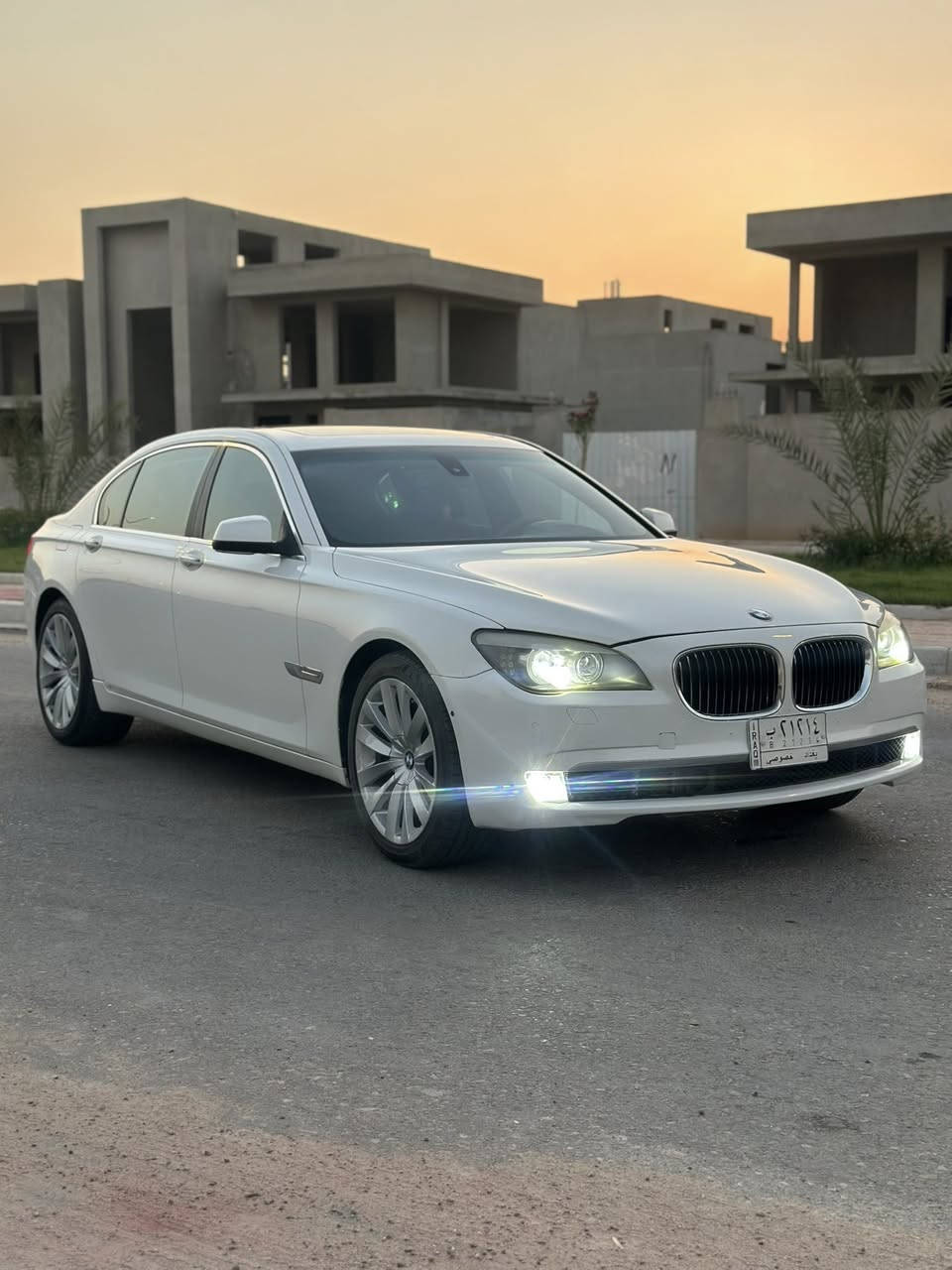 سلام عليكم
للبيع او للمراوس
BMW750 f02 2011
ماشيه (175000)✅
وارد خليجي فول موصفات
-سلايد روف
-خمس بردات
-خمس كامرات
-بيبان شفط اربعه مع الصندوق
-ستيرن خلفي يفتر مع الامامي
-جوبلس ابلادي يتحكم بارتفاع السياره
-رادارات امامي وخلفي
-شاشات خلفيه 
-داخل كرزي (لون مميز) 🍒 
-ميموري كشنات
وبعد مواصفات ماتنعد
مكفوله من الحادث جان بيهه كت 
ع الهلالات وشلته وصبغت مكانه فقط 
رقم بغداد مميز (شرط التحويل)
السياره مسويلهه ادامه كامله للمحرك 
شاشة التحكم بدون اي اعطال ✅
( بيهه نواقص قليله تنزل من سعرهه )
مكاني البصره /شط العرب / الصالحيه 
السعر (160) $ وبيهه مجال
 ***********
