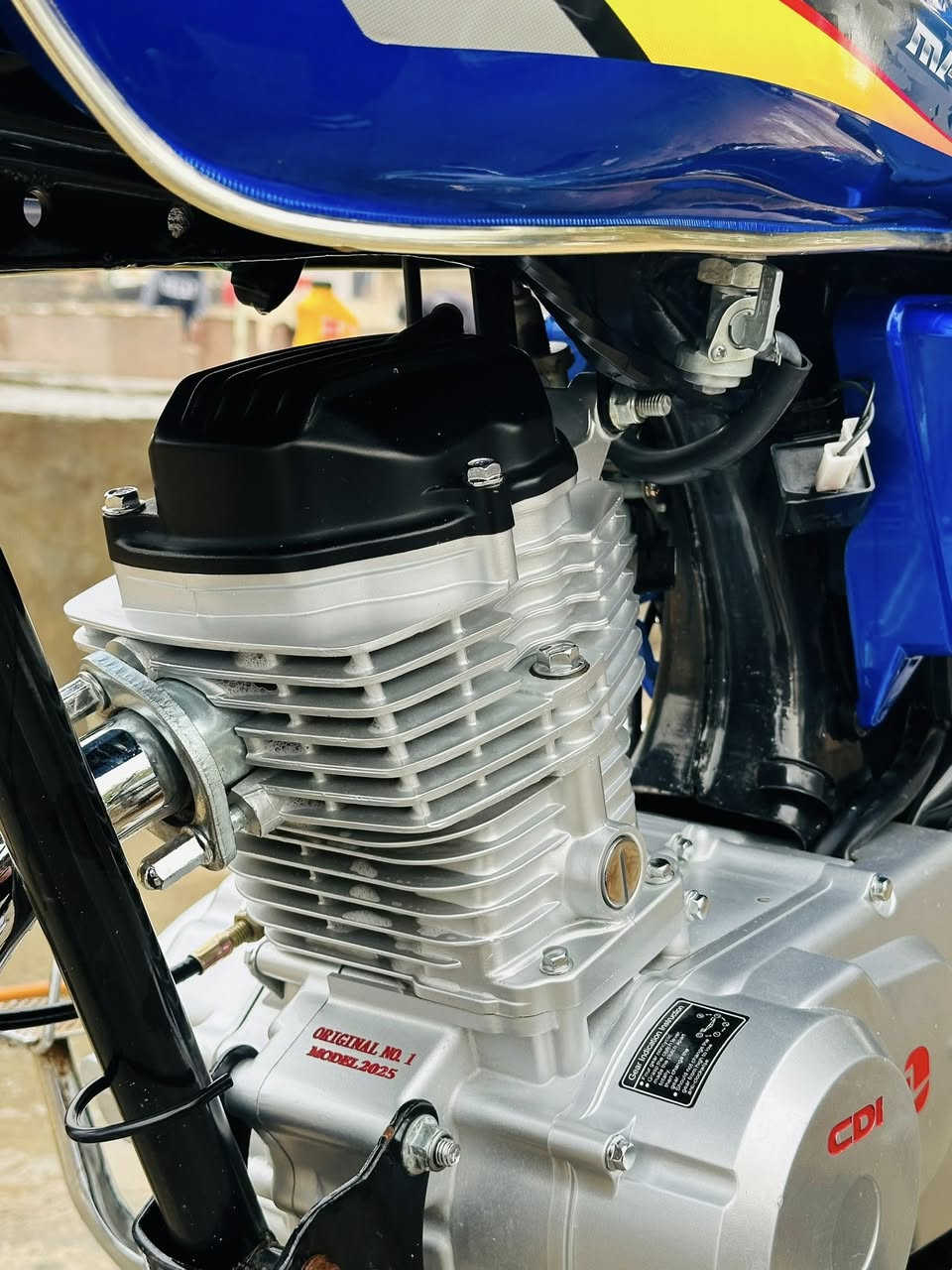 دراجه تايكر سونك  25دراجه تفيلس ما مفيلسه أوراق اصولي مكان حله عنانه لسعر 700 وبيهه مجال للشراي ***********
