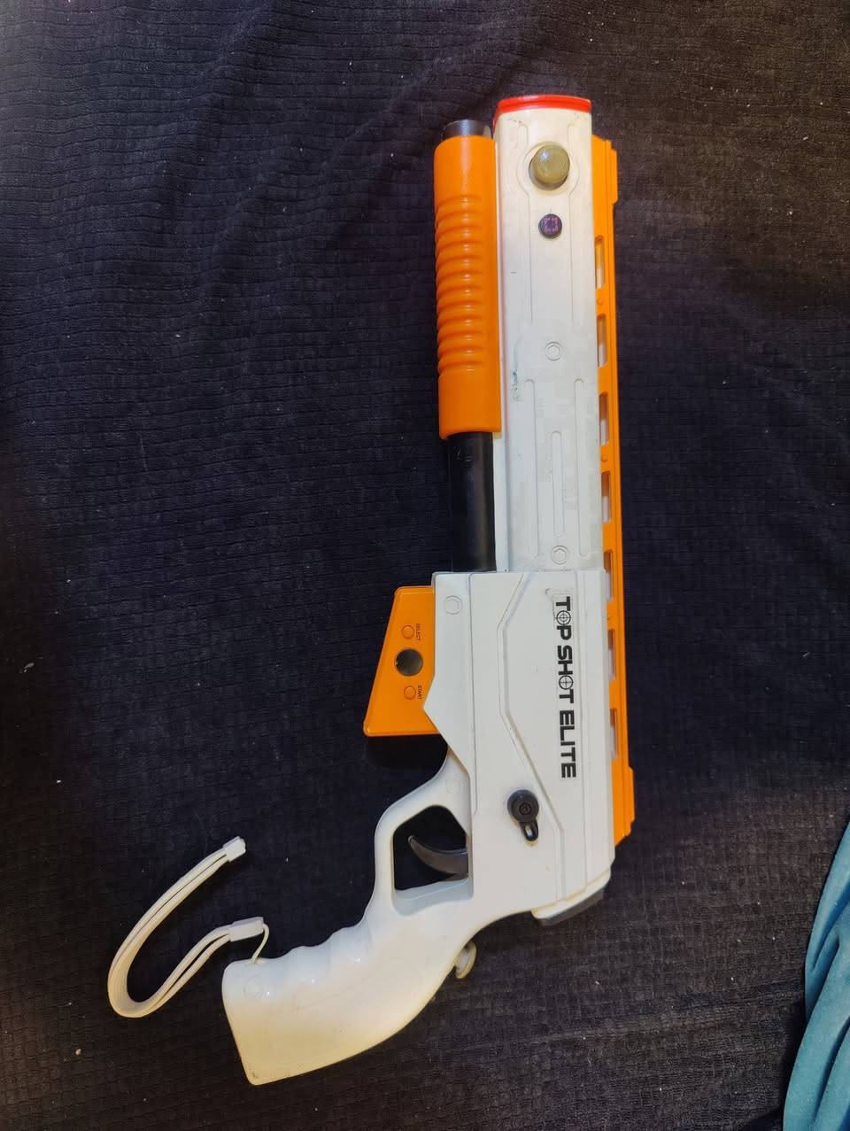 1) ستيرن جهاز بلي 4 مع ستاند شاحنه بلي 4  اصلي سوني اعتقد يحتاجلة محولة مشتغل عندي السعىر 7 الاف .
2 ) قاعدة شحن بلي 3 /  4 مداخل للشحن للموف ولليدات اصلية السعىر 12 الف 
3) جهاز يربط بلي 3 بالاريل الارضي مع القرص مالته السعر 7 الاف دينار 
4) مسدس بلي 3 مع الدنكل مالته السعىر 20 الف دينار شغال 
مكاني بغداد متوفر توصيل كل المحافظات


**إذا كنت صاحب هذا الإعلان وتريد حذفه لأي سبب، رجاءا أرسل رسالة إلى الدعم الفني**