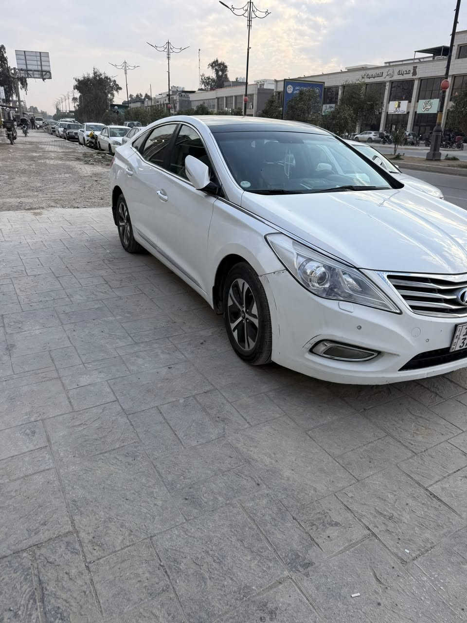 ازيرة فول مواصفات خليجي 2014
رقم بغداد الماني جديد سنويه لل2029

محرك6.سلندر3000
عداد المسافات(141000)
بانوراما.
بصمه ابواب 
بردات ابواب خلفيه عدد2+برده جامه خلفيه
لد امامي خلفي
حساسات اماميه خلفيه
بلوتوث.USP شاشه تسله اصلي مع داش كام مراقبه
كير+محرك+كهربائيات+تبريد+تدفئه.مكفوله
صدر امامي خلفي جديد
تخم تاير 4 جديد 2026
ويل كب كروم جديد 

بيه فقط قبص الصندوق شبر 

 هاتف(***********)موديل 2014 مكاني ديالى  

 سعرها 127 وبي مجال
