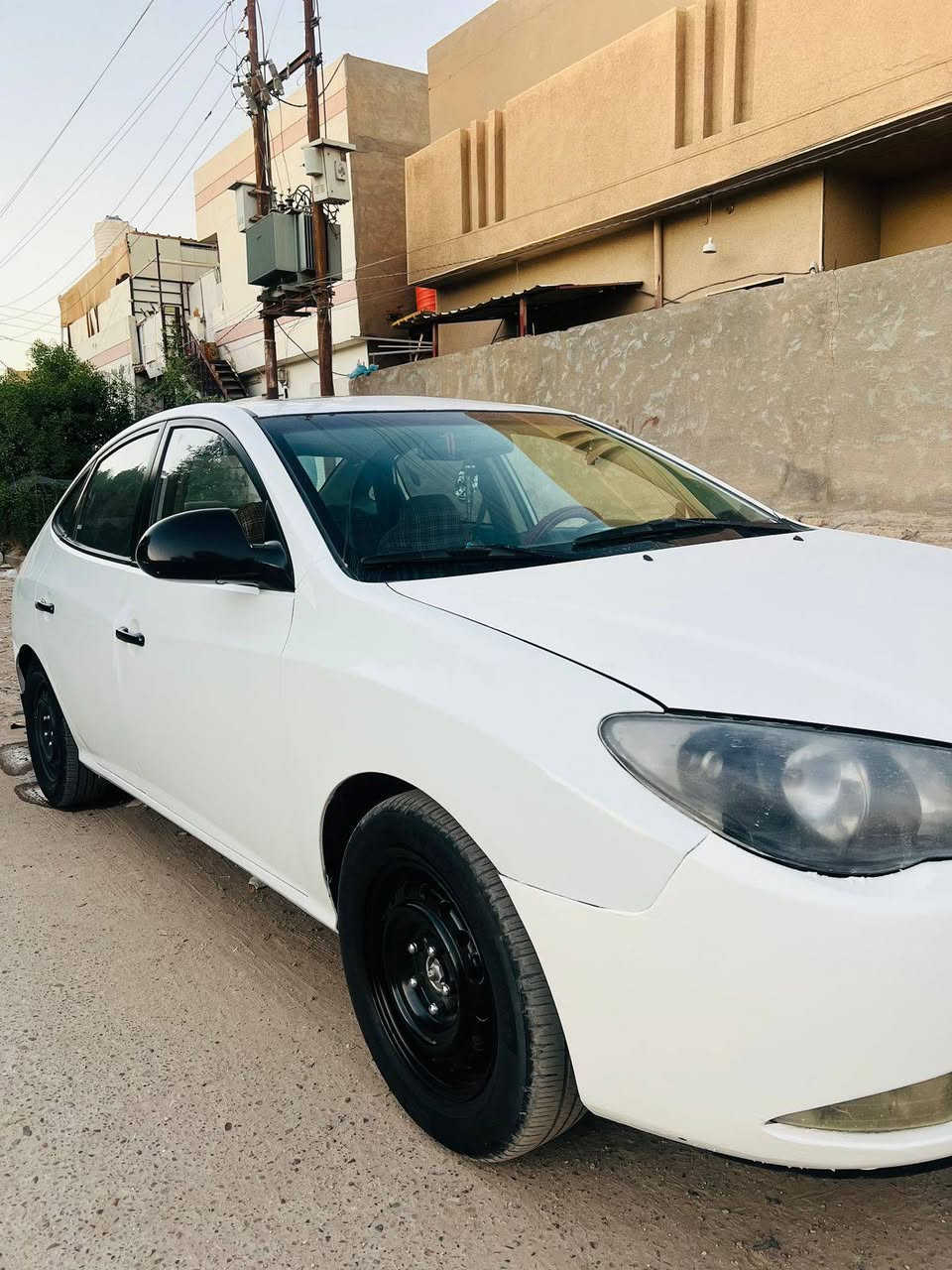 سلام عليكم حبايب قلبي لنترة موديل 9 خليجي سياره رقم اربيل بسمي محرك الف 160حداديه تخم تاير جديد منضومة تبريد ثلج جديده سياره خير من الله صبغ حزام بدون حادث سعر 90 جمالية  العيون سيارة بغداد الاستفسار على رقم ***********
