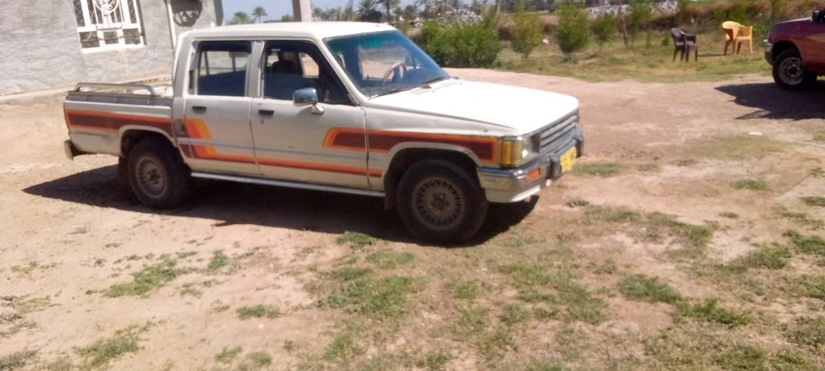 السلام عليكم بيكم للبيع رقم بغداد سنويه موازي شرط التحويل سياره مصبوغه جماليه بدون ضربه شرط جير محرك وشاصي سعر 39 فيها مجال ***********
