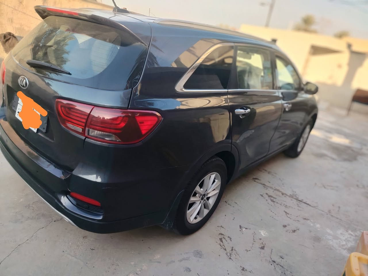 من رخصت الادمن كيا سورنتو ١٩ أمريكي رقم سليمانية لون رصاصي طوخ حادثها قبق جنطه مبدل بدون ايرباك مصبوغ باب خلفي شخط بالعراق ٧ راكب محرك ٤ سلندر ماشية ٦٧ ميل نص فووول داخل صاج اسود البوب صدر امامي خلفي جديد زوج تاير جديد السعر ١٨٥ وبيها مجال الشراي يتصل *********** صور الحادث مرفق مع الصور
