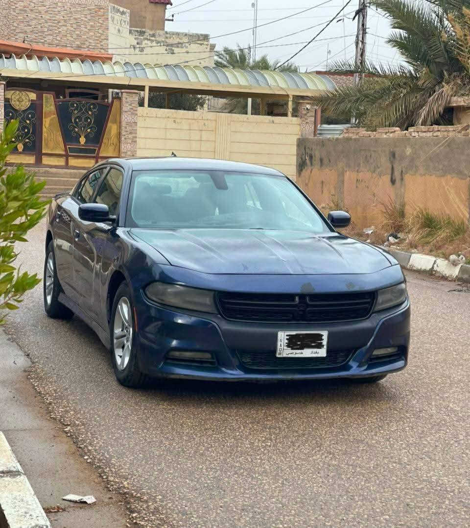 سلام عليكم مكلف بل نشر للبيع جارجر موديل 2016 اصل
سياره بيها ٣ قطع صبغ قطعيتن كيلر فقط 
تحويل ثاني  رقم بغداد 
مكينه وكير باكيت شرط تخم تايرات جديده 
مكينه 3600  كير طياره شاشه كبيرةكشنات تدفئة تحكم كشنات كهربائي كاميرا دواره 
حداديه جديده تبريد شغال 
دواخل  تخبل سياره كامله كل نقص ما بيها مال جناي 
 مكان سياره كربلاء طوريج سعر ١٤٥ وبيها مجال 
***********
