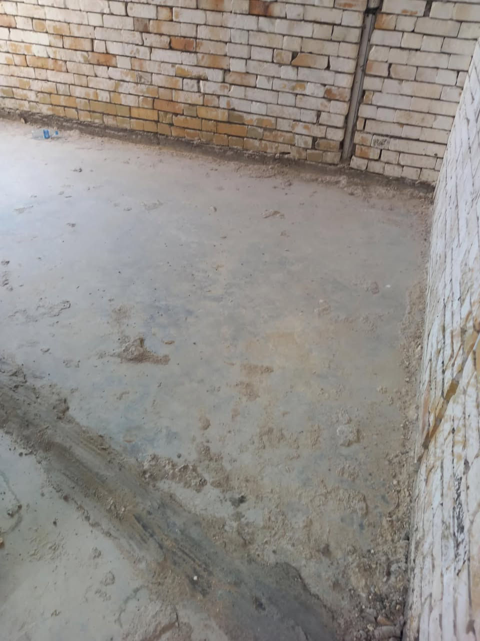 سلام عليكم يوجد كادر تنضيف بيوت بسعار مناسبه هاذ رقمي ***********
