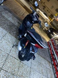 pcx 2017 الجيل الثاني  فول بصمه تدفئه حساس ازدحام وبيها بعد هواي  نقصه...