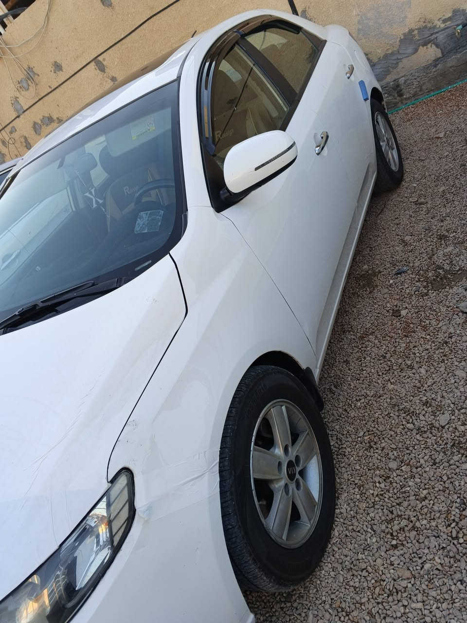 سيارتو موديل 12 خليجي فول موصفات 1/1 سياره جاهزه مابيها نقص سعر 95 او مراوس حسب القناعه 
رقم الهاتف ‏‪***********‬‏
