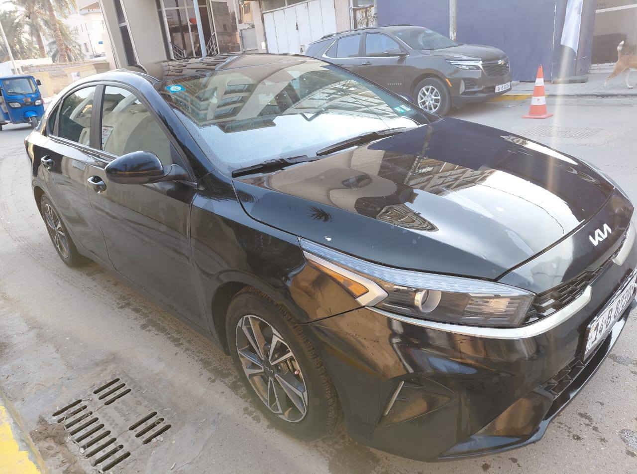 🚗  للبيع : كيا فورتي 2023
📍 مكان السيارة : البصرة
 📞 للتواصل : *********** واتساب 

***********4
💰 السعر : 155 ورقة -قابل للتفاوض

• تبريد تدفئة
•كفالة الكير والمحرك
• حداده ـ تخم تاير 
• السيارة جاهزة

⚠️ أضرار السيارة :
 •وارد امريكي
 •حادثها جاملغ امامي

📌 تفاصيل إضافية :
• رقم السيارة : بصرة دولي
 •شرط تحويل المباشر
 • لون السيارة : ( اسود)
 •المكينة : 2000
