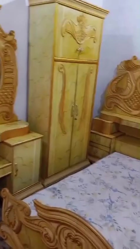 750غرفه ست ابواب اخت الجديده مال عرسان فول نضافه صاج داخل وخارج صبغ حراري بغداد الحسينيه مال الراشديه وعندي توصيل ***********
