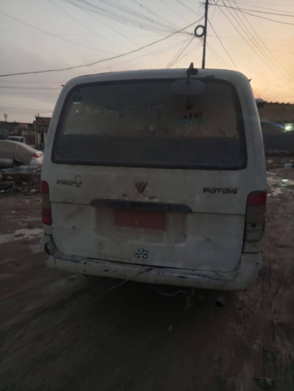 سياره فتون 14 راكب كير ومكينه جدد
حداديه جديده تخم تاير جديد 
شواصي جدد بعدها ع بلاد 
كشنات جدد داخلها حلوو 
كهربائيات كلهاا شغاله السياره حلوه بعدها ع بلاد اسم اخياس مابيها جاهزه اترايك وين متريد 
بس الشراي يخابر المو شراي ليخابر و الله يرزق الجميع 
السعررر 14 وبيها مجال مكاني بغداد المشتل رقمي *********** بي واتساب
