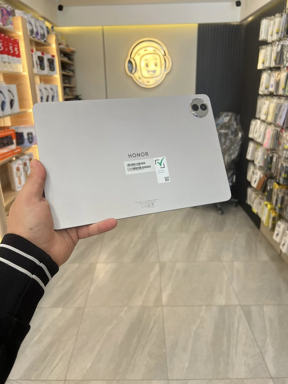 HONOR Pad 10 Papermatte 🩶
جهاز كلش حلو وبشاشة ورقية ❤️‍🔥
بسعر 379 الف فقط 🥰
الذاكرة 256GB
الرام 8GB+8GB=16 GB 
المعالج Snapdragon 7 Gen 3
تردد الشاشة 120Hz
حجم شاشة عملاق 
بطارية 10100mAh
تنسى شي اسمه شحن 
المكان موصل 
حي الميثاق 
***********
