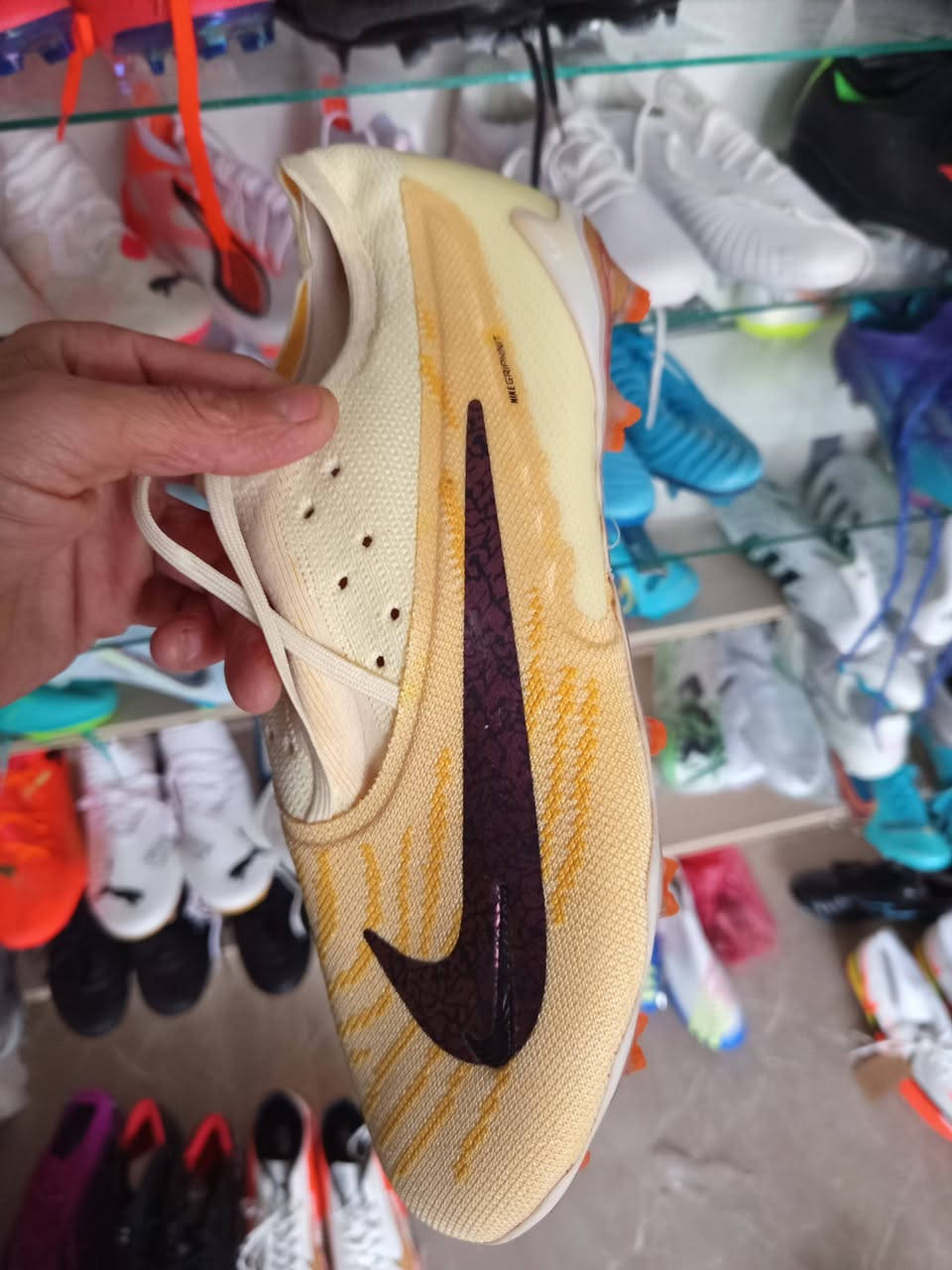 احذیە درجە اولی کل قیاص 44, توصیل مجانی 33الف
واتساب-***********
