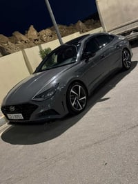 سوناتا 2021 فول مواصفات SE بلاص  مكينه 16 تيربو بانوراما شفتات مضخم سم...