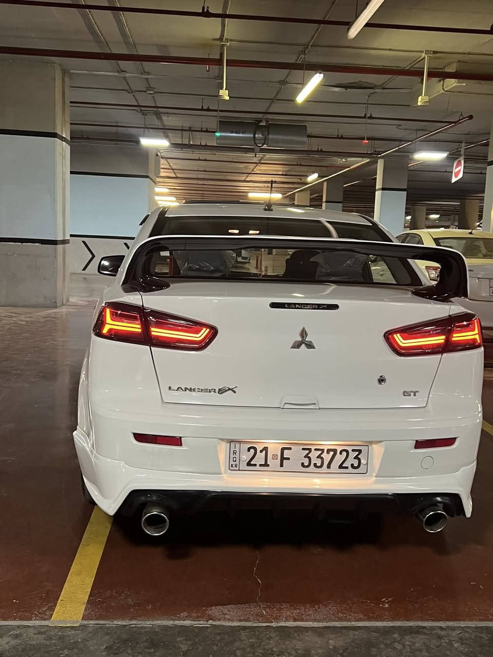 سلاو هاوڕیان
دیفوزەرم بەدەست گەیشتووەتەوە ەەجبەی تازەیە نرخی ١١٠ هەزارە 

قرشی  سەر سەقف بۆیاخ کراو ٤٠ هەزار

باڵی سەرجامی دواوە رەش ٣٥ هەزار
گەیاندن بەردەستە

سلام عليك
موجود دیفوزەر  خلفی ١١٠ الف
قرش مال قمارە ٤٠ الف
جناح مال قمارة خلفي ٣٥ الف
توصيل موجود 
***********
