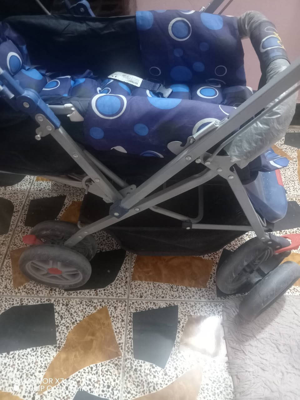 عربة أطفال
اطارات دبل نضافة 95بالميه
السعر 40الف
التواصل خاص


**إذا كنت صاحب هذا الإعلان وتريد حذفه لأي سبب، رجاءا أرسل رسالة إلى الدعم الفني**